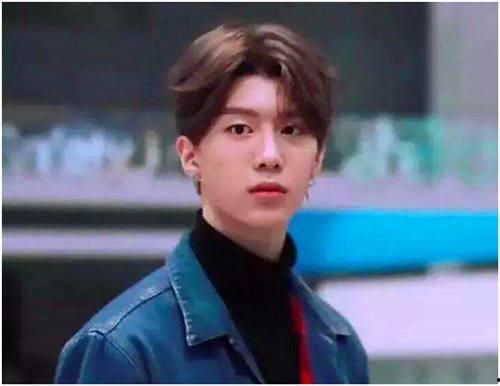 娱乐吃瓜君范丞丞蔡徐坤,娱乐圈的“吃瓜”风云